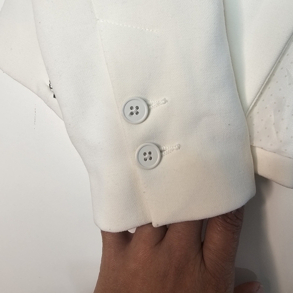 Zara Women's White Blazer One Button Closure  Size Small - Picture 5 of 9
